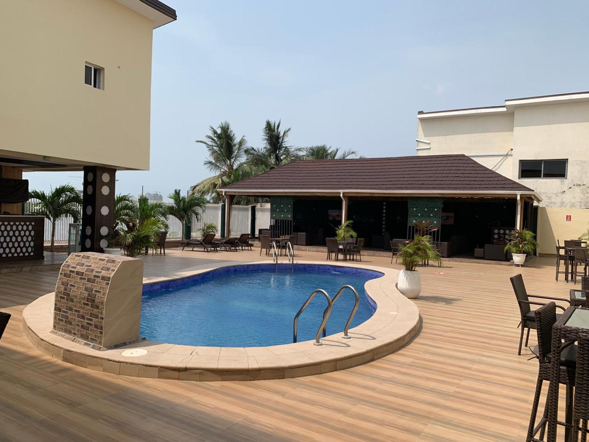 Presken Kuramo Waters Lagos Exterior foto
