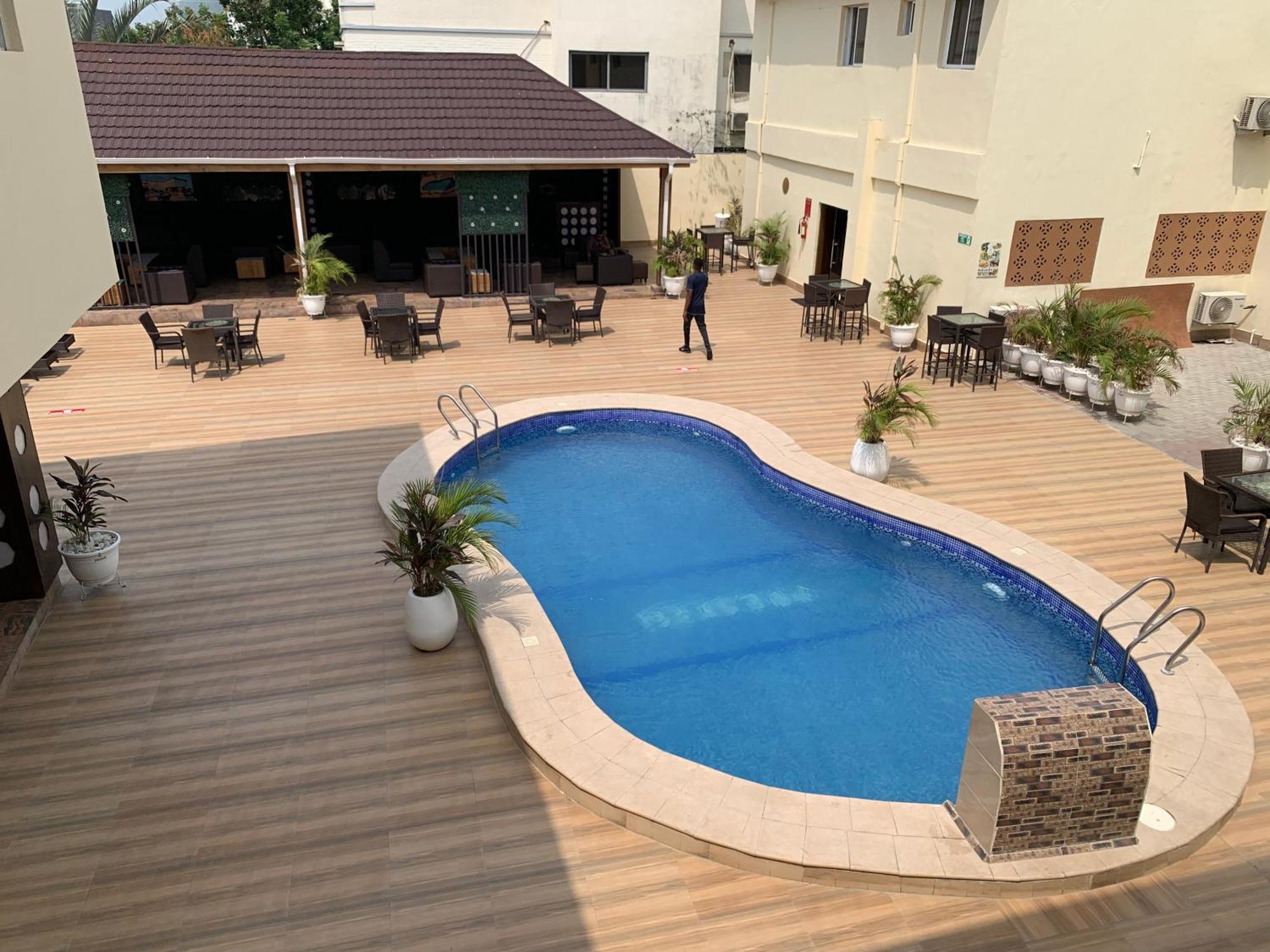 Presken Kuramo Waters Lagos Exterior foto